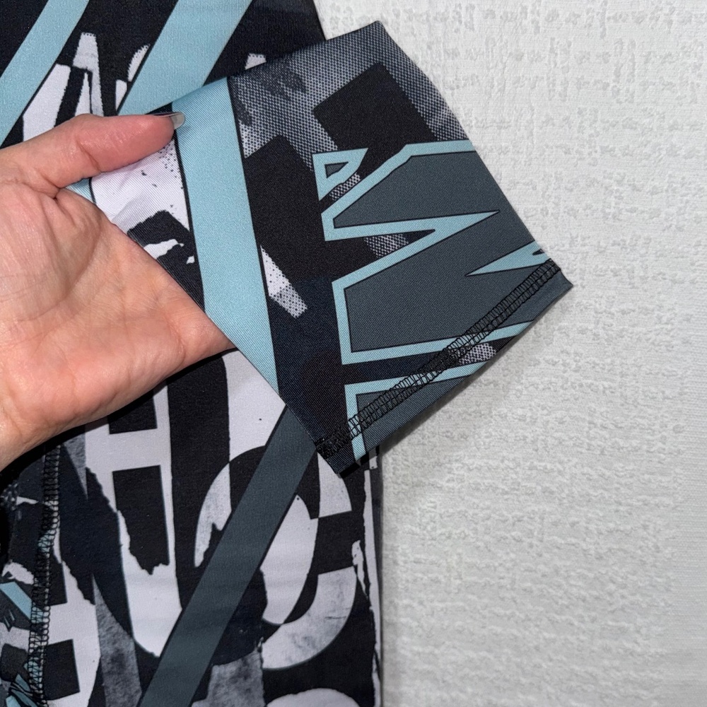 Chic & Supportive Two-Piece Activewear Set β¨ - Picture 9 of 11